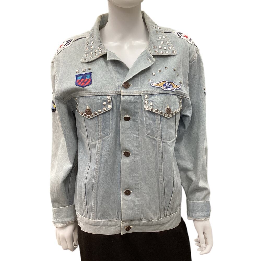 Mudo Jeans VTG Women’s Denim Jacket Silver Studs And Patches S. S/ M Light Blue